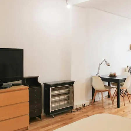 Atypical With Terrace Apartamento